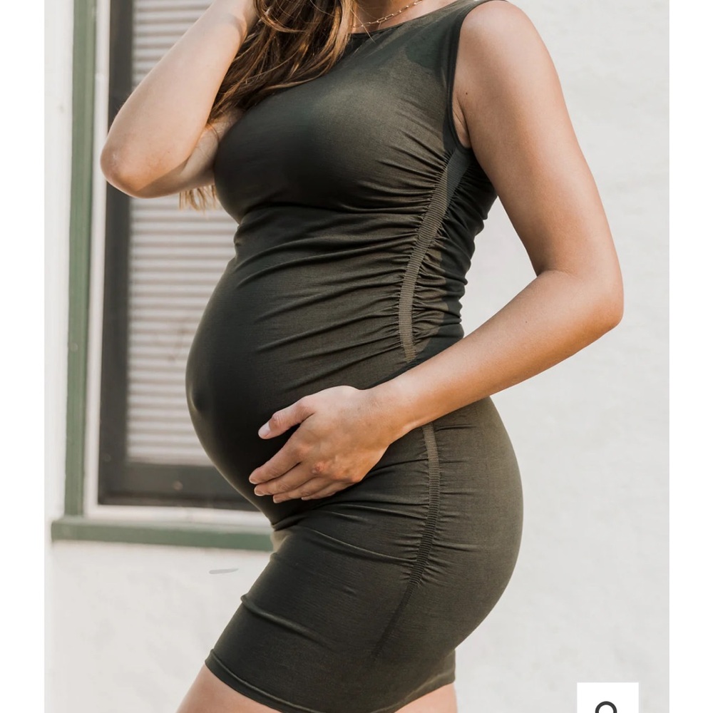 Blanqi Maternity Sleeveless Tank Dress - Picture 3 of 5